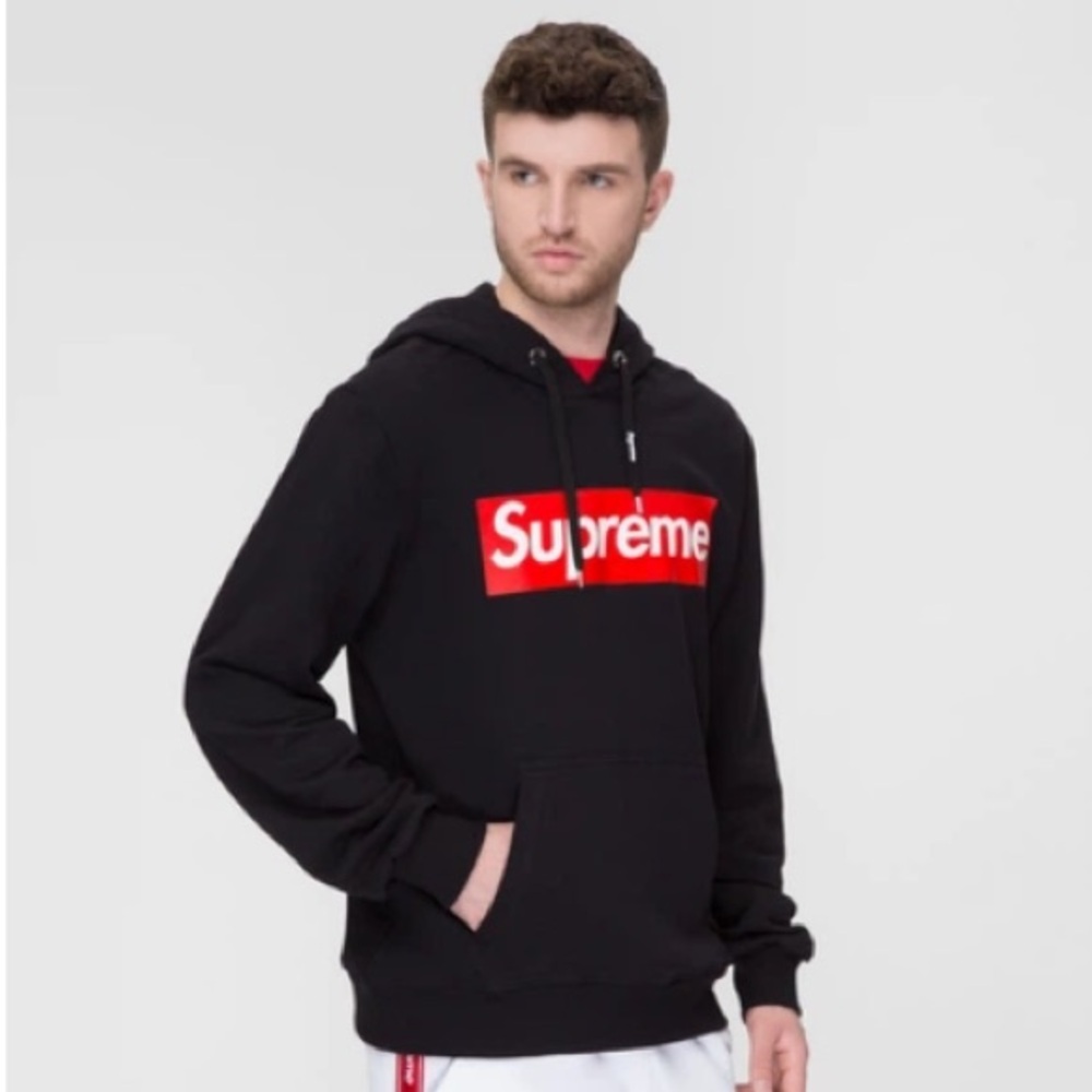 New Supreme black Men Red Box Hoodie Size Large with tags⭐️⭐️⭐️⭐️